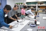 情侣算命两岸艺术家在安徽“共绘一幅画”